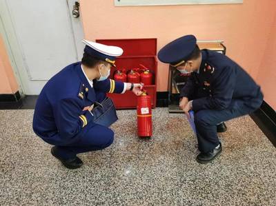 西城消防救援支隊(duì)聯(lián)合區(qū)市場監(jiān)督管理局開展消防產(chǎn)品檢查整治